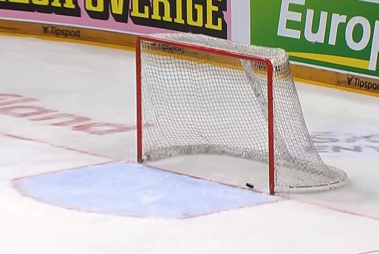 Евротур (Чехия): Россия стартовала с волевой победы над Швецией (Видео) Евротур (Чехия): Россия стартовала с волевой победы над Швецией (Видео)