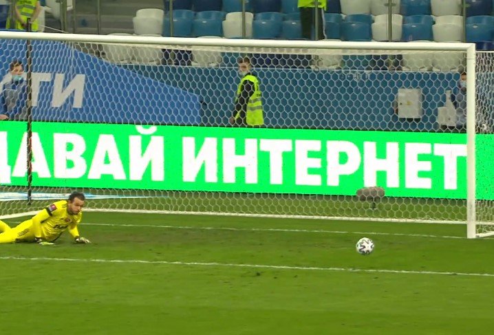 «Локомотив» выиграл Кубок России, одолев в финале «Крылья Советов» (Видео) «Локомотив» выиграл Кубок России, одолев в финале «Крылья Советов» (Видео)