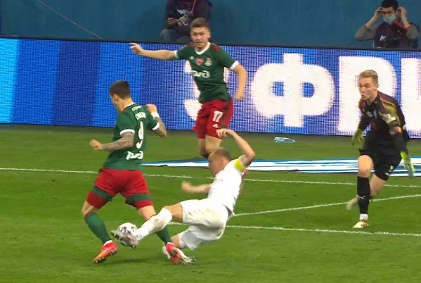 «Локомотив» выиграл Кубок России, одолев в финале «Крылья Советов» (Видео) «Локомотив» выиграл Кубок России, одолев в финале «Крылья Советов» (Видео)