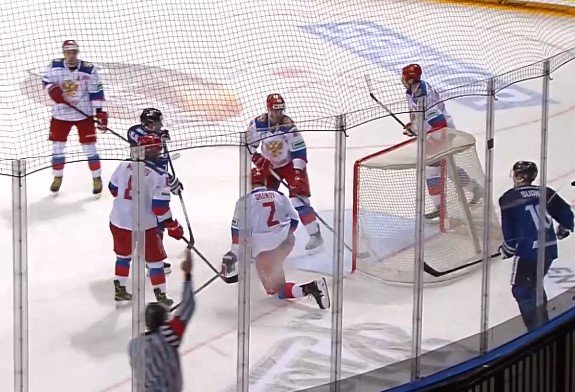 Россия проиграла Финляндии на чешском этапе Евротура (Видео) Россия проиграла Финляндии на чешском этапе Евротура (Видео)