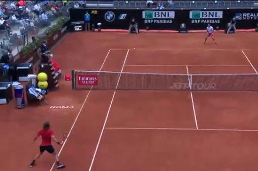 Рим, 1/4 финала: Циципас проиграл Джоковичу - не смог подать на матч Рим, 1/4 финала: Циципас проиграл Джоковичу - не смог подать на матч