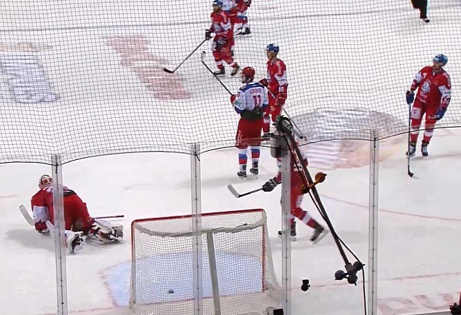 Россия крупно всухую проиграла Чехии на Евротуре (Видео) Россия крупно всухую проиграла Чехии на Евротуре (Видео)