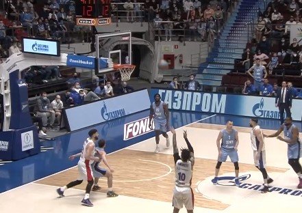 ЦСКА на выезде выиграл 1-й матч 1/2 финала лиги ВТБ у «Зенита» ЦСКА на выезде выиграл 1-й матч 1/2 финала лиги ВТБ у «Зенита»