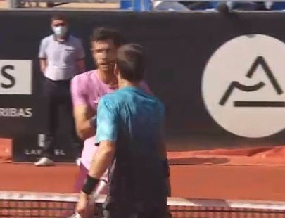 Хачанов проиграл Норри и не смог пробиться в финал в Лионе Хачанов проиграл Норри и не смог пробиться в финал в Лионе