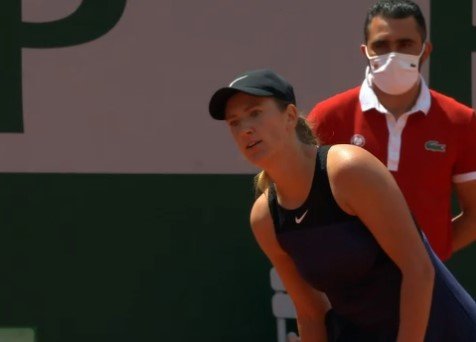 Павлюченкова дожала Азаренку: волевая победа и выход в 1/4 финала «РГ»