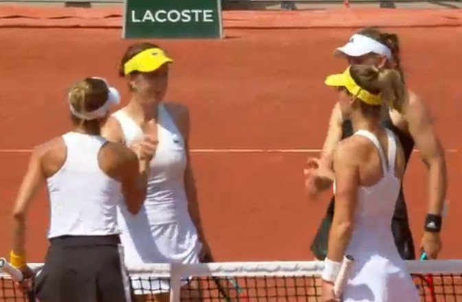 Павлюченкова не смогла пробиться в полуфинал парного разряда на «Ролан Гаррос» Павлюченкова не смогла пробиться в полуфинал парного разряда на «Ролан Гаррос»