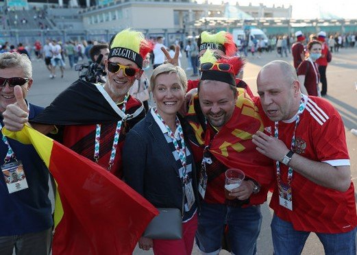 Болельщицы сборной России на Евро-2020 (Фото) Болельщицы сборной России на Евро-2020 (Фото)