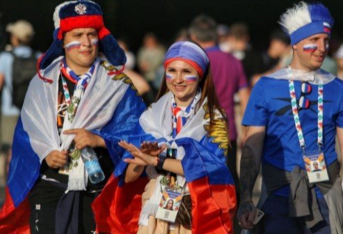 Болельщицы сборной России на Евро-2020 (Фото) Болельщицы сборной России на Евро-2020 (Фото)