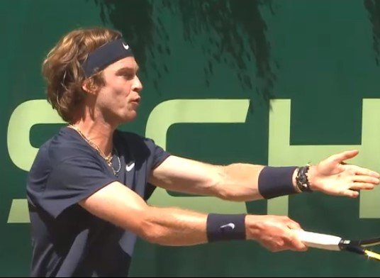 Рублев проиграл Умберу в финале турнира в Галле Рублев проиграл Умберу в финале турнира в Галле