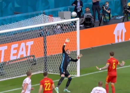 Дания разгромила Уэльс и вышла в 1/4 финала Евро-2020 (голы, видео) Дания разгромила Уэльс и вышла в 1/4 финала Евро-2020 (голы, видео)