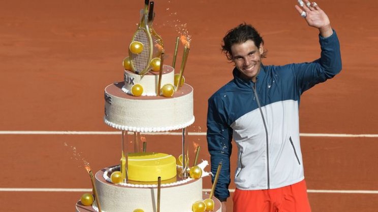 13-кратный победитель «Ролан Гаррос» Рафа Надаль отмечает 35-летие