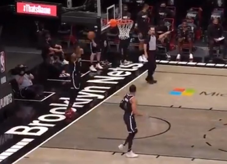 Дюрант не смог сделать пас из-за лицевой  и попал в рубрику Шакила (Видео)