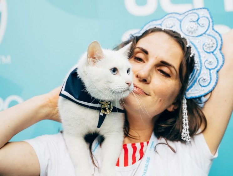 Болельщицы сборной России на Евро-2020 (Фото)