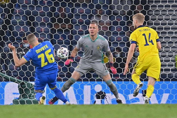 Довбик забивает с передачи Зинченко