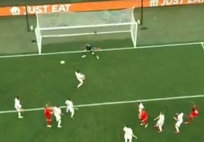 Швейцария не забила 3 пенальти подряд и пропустила Испанию в полуфинал Евро-2020 Швейцария не забила 3 пенальти подряд и пропустила Испанию в полуфинал Евро-2020