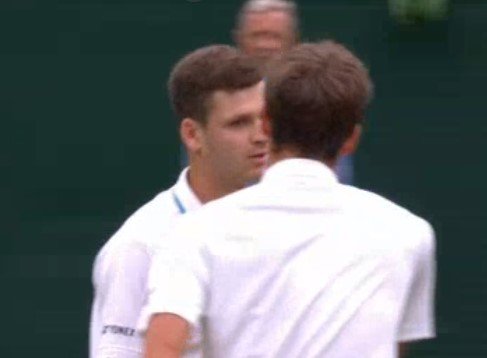 Медведев сенсационно вылетел с Уимблдона, проиграв Хуркачу в 5-ти сетах