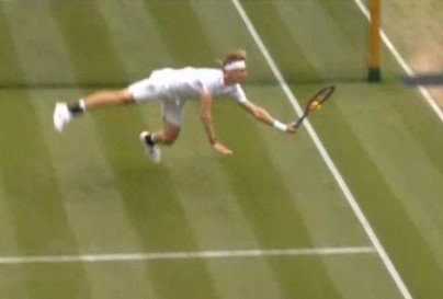 Хачанов проиграл Шаповалову и не смог пробиться в полуфинал Уимблдона Хачанов проиграл Шаповалову и не смог пробиться в полуфинал Уимблдона