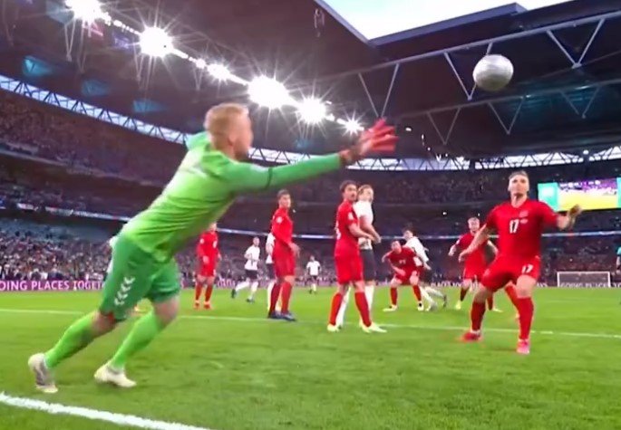 Англия в дополнительное время дожала Данию и вышла в финал Евро-2020 (Видео) Англия в дополнительное время дожала Данию и вышла в финал Евро-2020 (Видео)