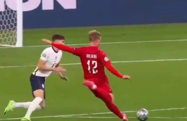 Англия в дополнительное время дожала Данию и вышла в финал Евро-2020 (Видео) Англия в дополнительное время дожала Данию и вышла в финал Евро-2020 (Видео)