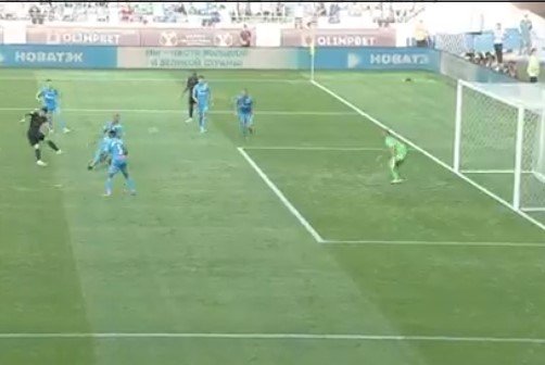 «Зенит» одержал сухую крупную победу над «Локо» в Суперкубке (голы, видео) «Зенит» одержал сухую крупную победу над «Локо» в Суперкубке (голы, видео)