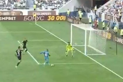 «Зенит» одержал сухую крупную победу над «Локо» в Суперкубке (голы, видео) «Зенит» одержал сухую крупную победу над «Локо» в Суперкубке (голы, видео)