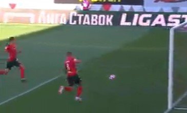 «Зенит» в 1-м туре РПЛ одержал волевую победу над «Химками» (голы, видео) «Зенит» в 1-м туре РПЛ одержал волевую победу над «Химками» (голы, видео)