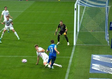 Дубль Фомина принес «Динамо» волевую победу над ЦСКА (голы, видео) Дубль Фомина принес «Динамо» волевую победу над ЦСКА (голы, видео)