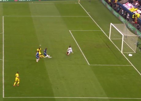 «Челси» выиграл Суперкубок УЕФА, одолев по пенальти «Вильярреал» (Видео) «Челси» выиграл Суперкубок УЕФА, одолев по пенальти «Вильярреал» (Видео)