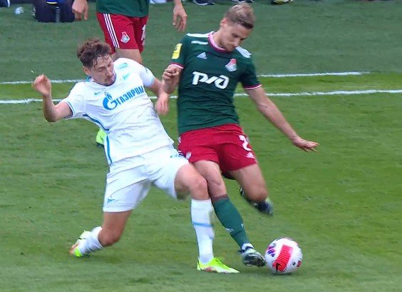 «Зенит» на выезде в меньшинстве сыграл вничью с «Локо» (голы, видео) «Зенит» на выезде в меньшинстве сыграл вничью с «Локо» (голы, видео)