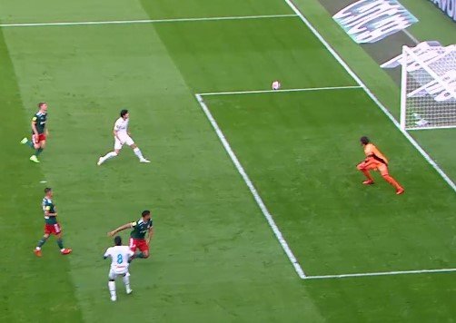 «Зенит» на выезде в меньшинстве сыграл вничью с «Локо» (голы, видео) «Зенит» на выезде в меньшинстве сыграл вничью с «Локо» (голы, видео)