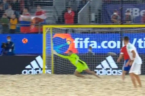 Россия победила Испанию и вышла в полуфинал ЧМ по пляжному футболу Россия победила Испанию и вышла в полуфинал ЧМ по пляжному футболу