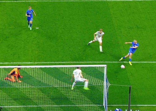 «Локомотив» чудом отбился в дерби с «Динамо» - ничья (голы, видео) «Локомотив» чудом отбился в дерби с «Динамо» - ничья (голы, видео)