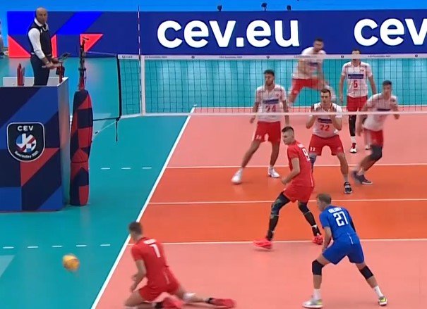 Сборная России по волейболу сенсационно проиграла Турции на ЧЕ