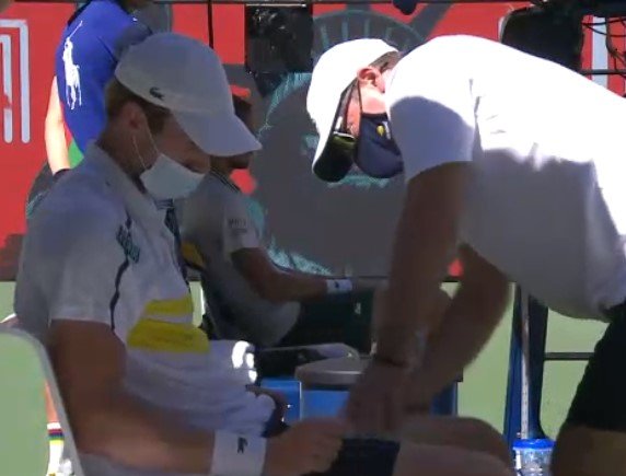 Медведев победил ван де Зандсхулпа и вышел в полуфинал US open Медведев победил ван де Зандсхулпа и вышел в полуфинал US open