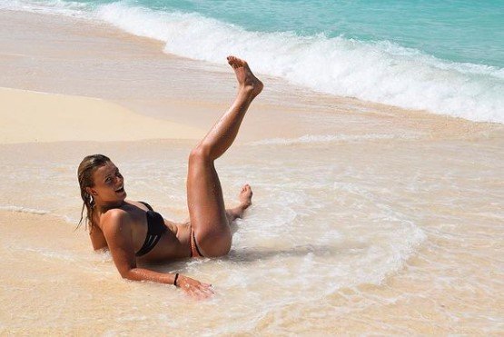 Далма Галфи: летние фото в купальнике (Инстаграм)