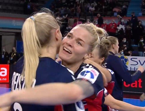 Россия (женщины) проиграла Норвегии в 1/4 финала ЧМ по гандболу