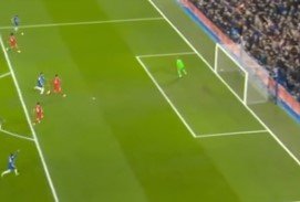 «Ливерпуль» и «Челси» сделали боевую ничью в АПЛ (голы, видео) «Ливерпуль» и «Челси» сделали боевую ничью в АПЛ (голы, видео)