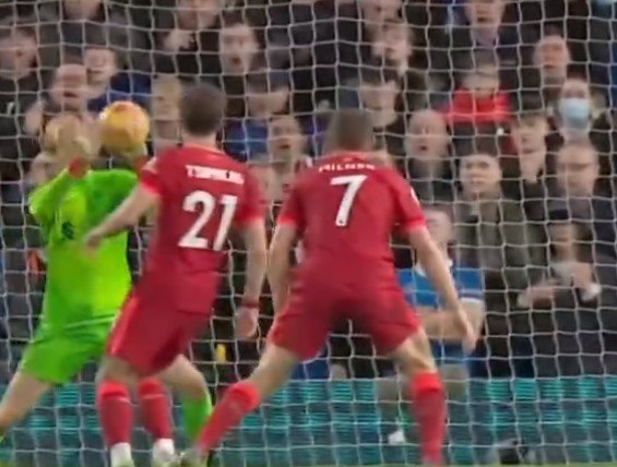 «Ливерпуль» и «Челси» сделали боевую ничью в АПЛ (голы, видео) «Ливерпуль» и «Челси» сделали боевую ничью в АПЛ (голы, видео)