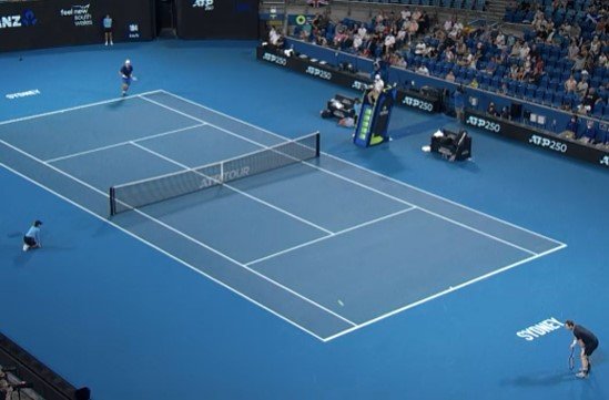 Карацев выиграл турнир в Сиднее, одолев в финале Маррея Карацев выиграл турнир в Сиднее, одолев в финале Маррея