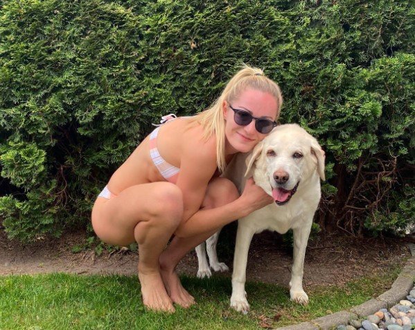 Николь и Меган Макнамара: горячие фото в купальнике (пляжный волейбол) Николь и Меган Макнамара: горячие фото в купальнике (пляжный волейбол)