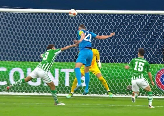 «Зенит» забил два гола за 3 мин, но проиграл дома «Бетису» (Лига Европы, видео)