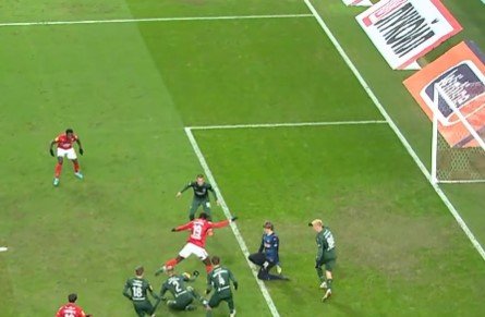 «Спартак» проиграл «Краснодару» - судья отменил 2 гола (РПЛ, видео) «Спартак» проиграл «Краснодару» - судья отменил 2 гола (РПЛ, видео)