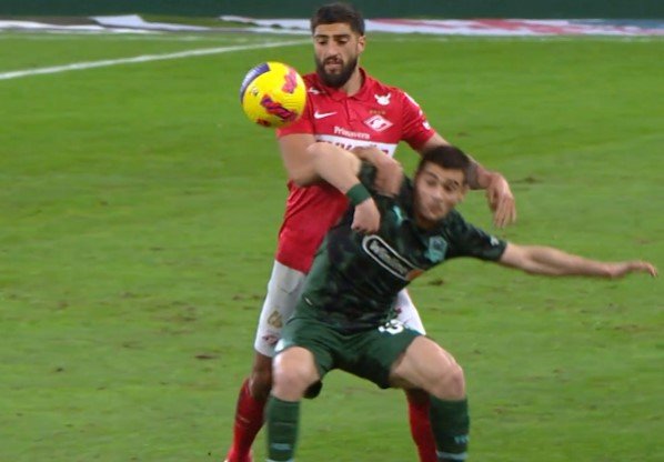 «Спартак» проиграл «Краснодару» - судья отменил 2 гола (РПЛ, видео) «Спартак» проиграл «Краснодару» - судья отменил 2 гола (РПЛ, видео)