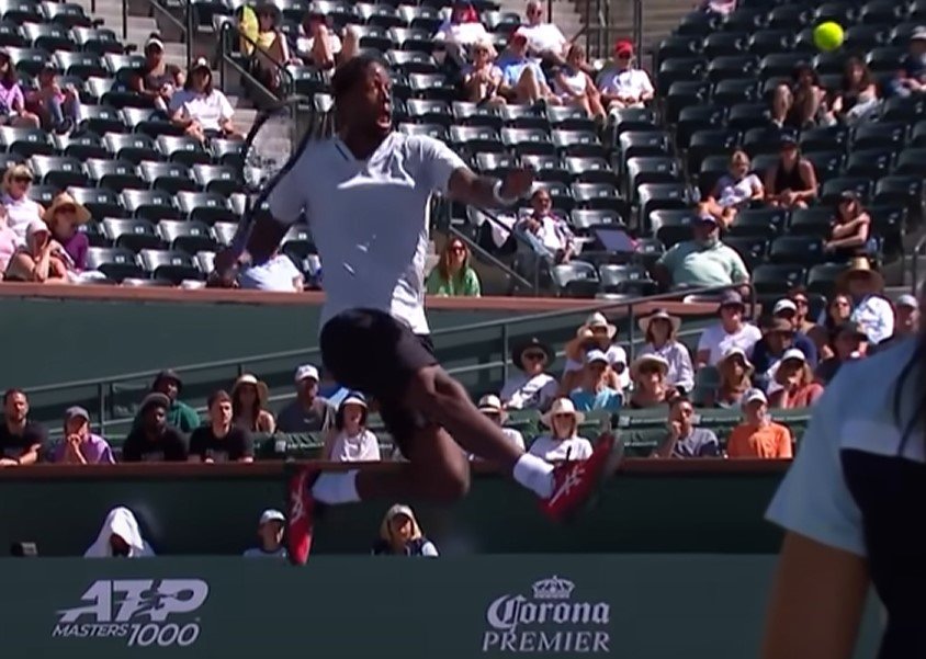 Монфис трижды «унизил» Медведева на Индиан Уэллсе (Видео)