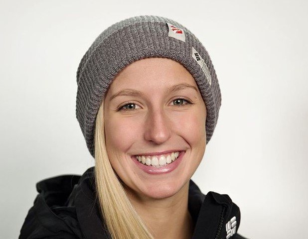 Винтер Винеки: горячие фото в купальнике