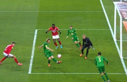 «Рубин» удержал выездную ничью со «Спартаком» (голы, видео) «Рубин» удержал выездную ничью со «Спартаком» (голы, видео)