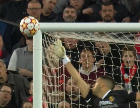 «Ливерпуль» выиграл дома у «Вильярреала» - 2 гола за 2 минуты (Видео) «Ливерпуль» выиграл дома у «Вильярреала» - 2 гола за 2 минуты (Видео)