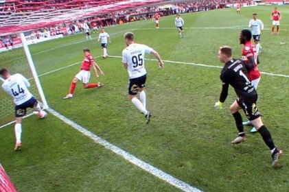 Дубль Соболева принес «Спартаку» волевую победу над «Крыльями» (Видео) Дубль Соболева принес «Спартаку» волевую победу над «Крыльями» (Видео)