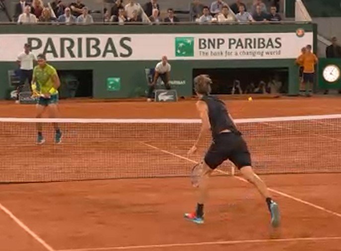 Надаль вышел в финал «Ролан Гаррос» - Зверев снялся из-за травмы Надаль вышел в финал «Ролан Гаррос» - Зверев снялся из-за травмы