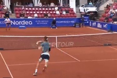 Рублев обыграл Кория и вышел в 3-й круг турнира в Бостаде